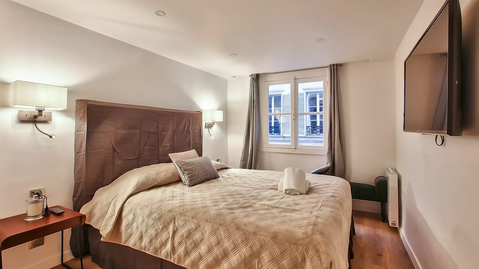 62 Luxury Flat Champs Elysees 1g Apartment